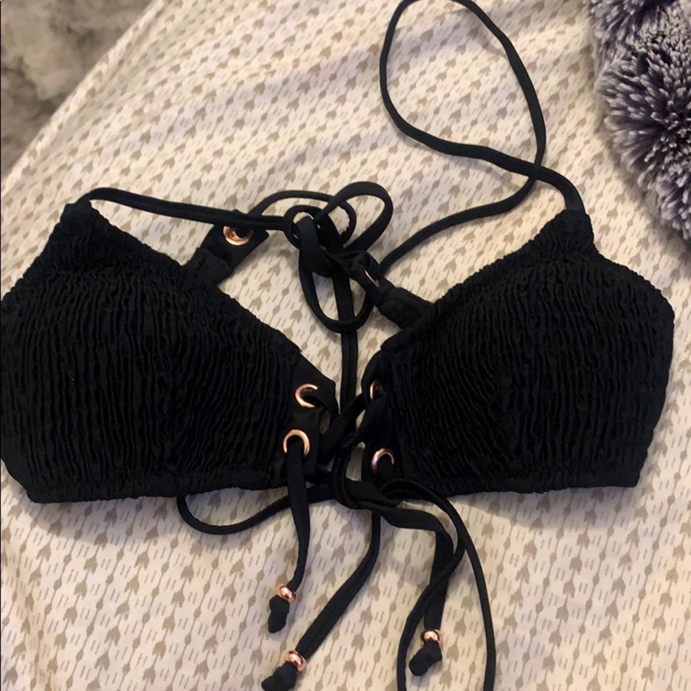 Bikini top